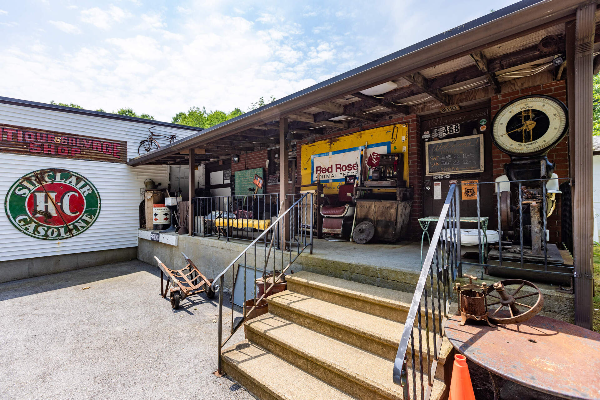 Blue Collar Vintage Salvage in Leicester, Mass. (Jesse Costa/WBUR)