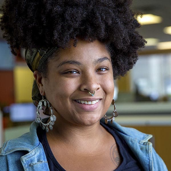 Headshot of Arielle Gray